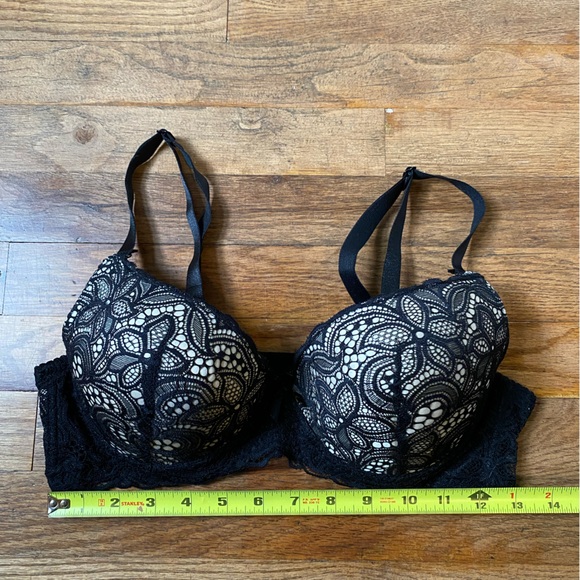 Beautiful Lace Flowered Tan Underneath 38C Strapless Option - Picture 6 of 8